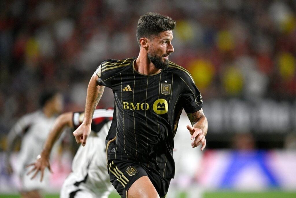 Olivier Giroud Trở Về Ligue 1: Cuộc Hành Trình Đầy Hứa Hẹn